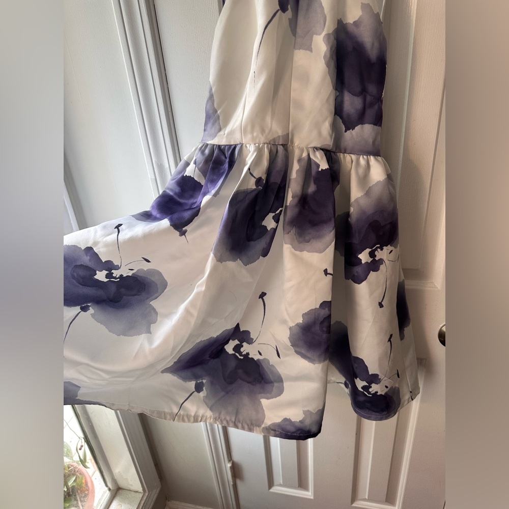 NWT Lulu’s Floral Dress - Picture 9 of 9
